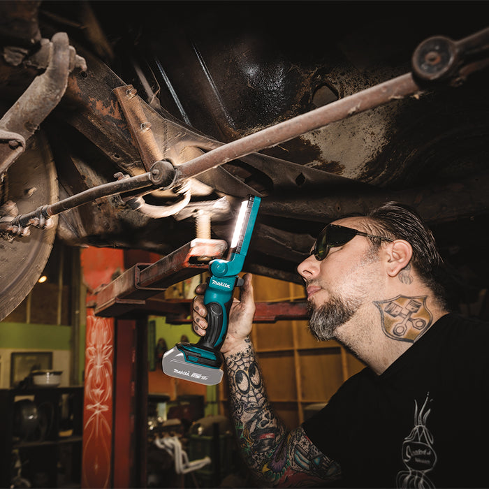 Makita 18V LXT Lithium-Ion Cordless 12 LED Flashlight (Tool-Only)