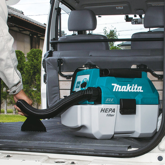 Makita 18V LXT Brushless 2 Gal. HEPA Filter Portable Wet/Dry Dust Extractor/Vacuum Kit